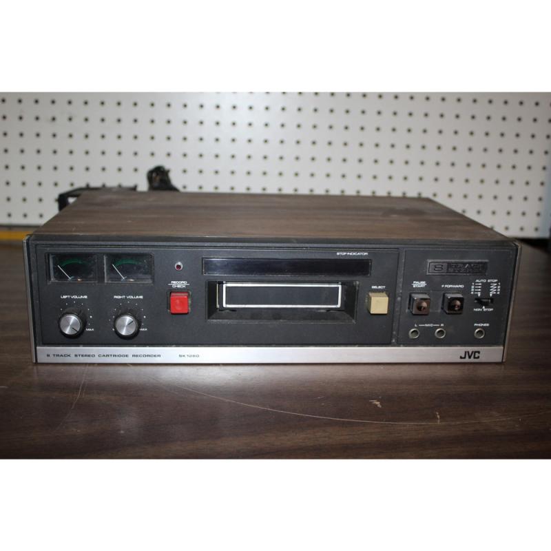 RARE JVC 1974 MODEL 1260 8 TRACK RECORDER