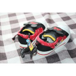 MICKEY MOUSE CHILDRENS SNEAKERS SIZE 8