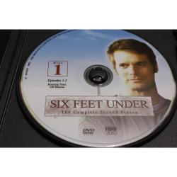 6258: DVD Six Feet Under: Season 2 Disc 1 