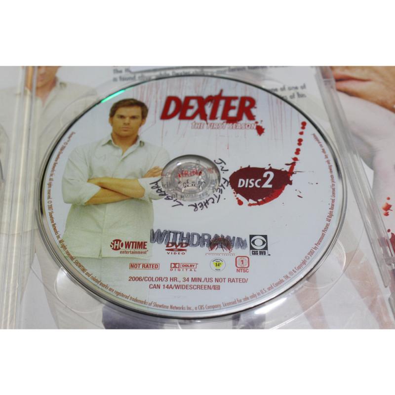 6304: DVD Dexter: Season 1 Discs 1 - 4 